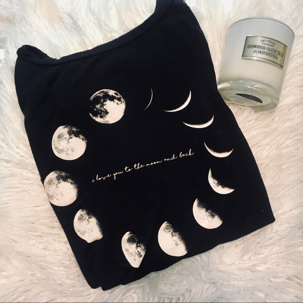Grayson/threads 🌙 LS black distressed tee